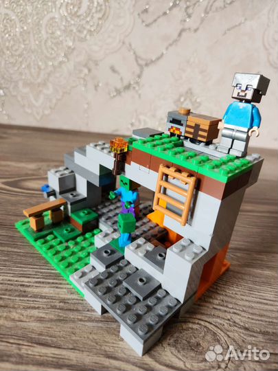Lego майнкрафт горная пещера