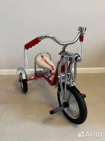 Детский ретро велосипед Schwinn Lil Sting-Ray