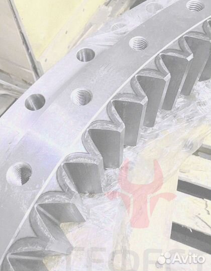 Опорно-поворотный круг Hyundai R320LC-9 81Q9-01020