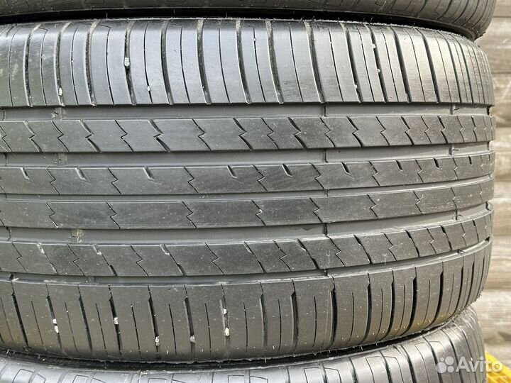 Tracmax X-Privilo RS01+ 275/40 R20 и 315/35 R20 106Y