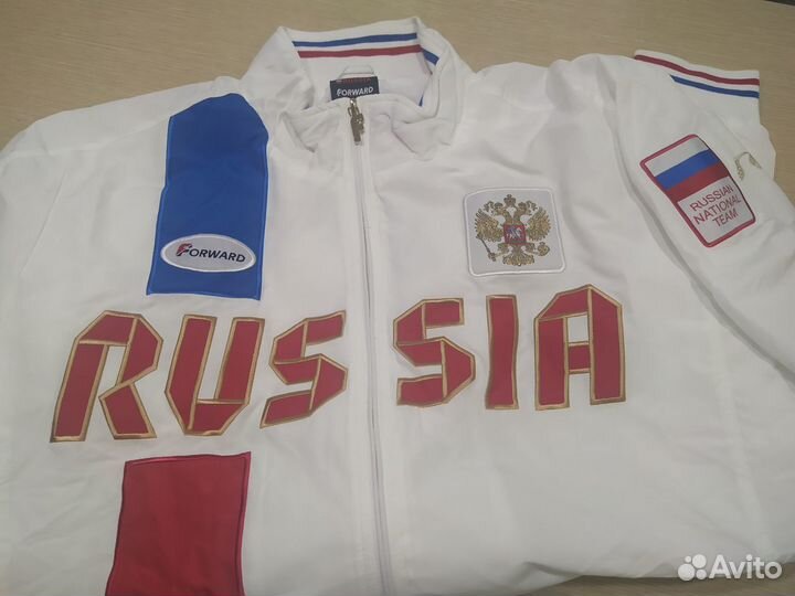 Новый спортивный костюм forward