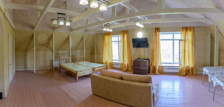 Дом 240 м² на участке 15 сот.