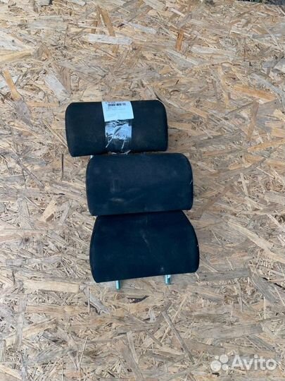 Подголовники сиденья задние к-т Toyota Avensis