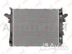 Радиатор охлаждения двигателя Mercedes C-class (W2