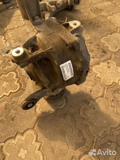 Задний редуктор ягуар xf (2.0/240л.с) 2013 год