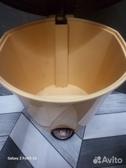 Мусорное ведро