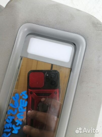 Козырек солнцезащитный правый (Geely Coolray)