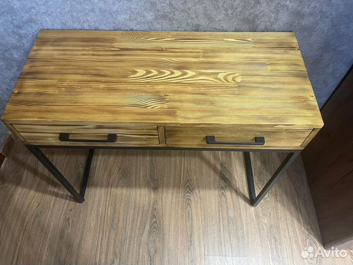 Консольный столик