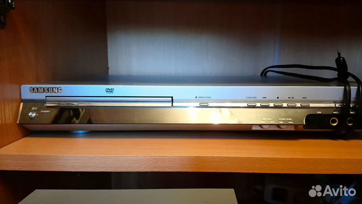 Музыкальный центр и dvd