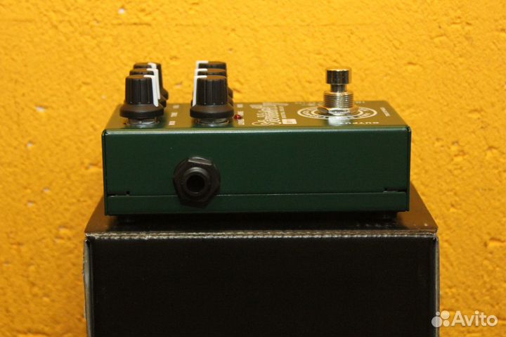 AMT Electronics SY-1 Stutterfly Digital Delay (нов