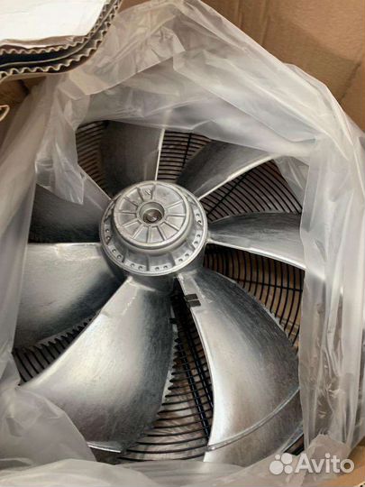 Вентилятор осевой Ziehl-Abegg FN063-SDK.4I.V7P1