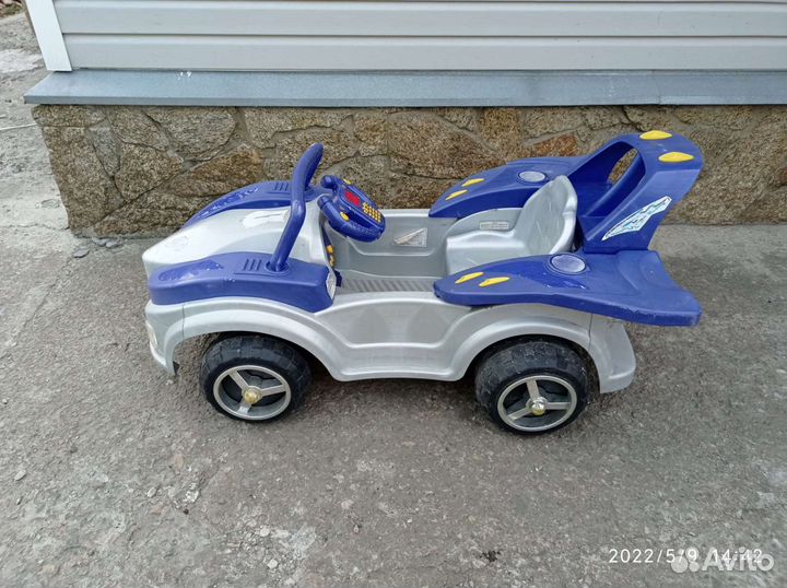 Детский электромобиль бу