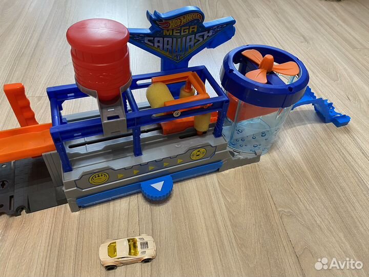 Hot wheels автомойка оригинал