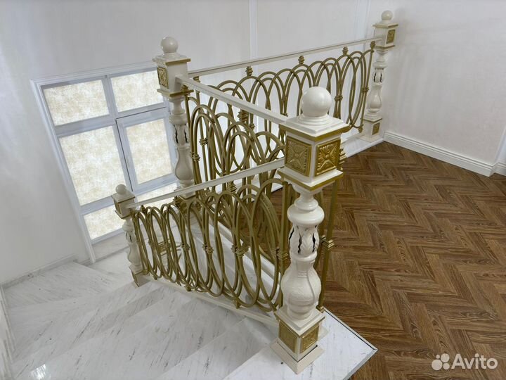 Перила для лестниц