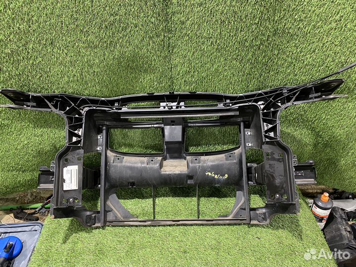 Передняя панель, телевизор bmw e90 e91