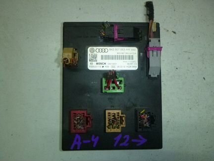 Блок электронный audi A4 B8 2007