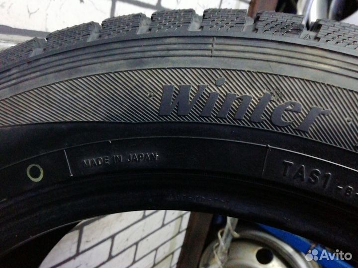 Toyo Winter Tranpath S1 215/70 R17 96Q