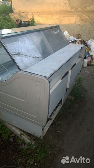 Холодильная витрина бу