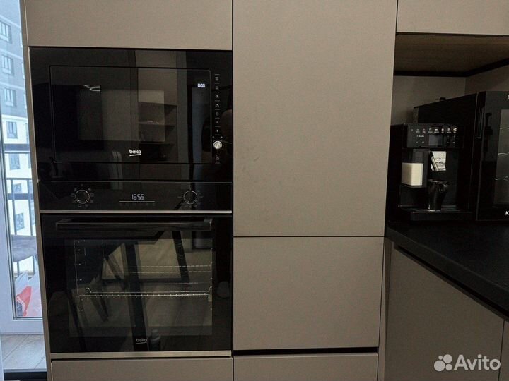 Кухня на заказ / Кухонный гарнитур