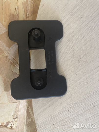 Кронштейн бампера Vw Golf 3