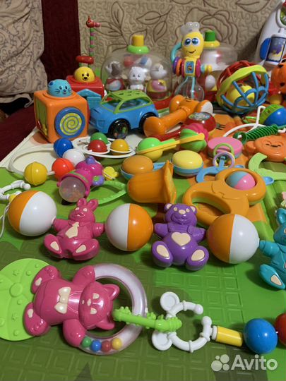 Игрушки, погремушки пакетом