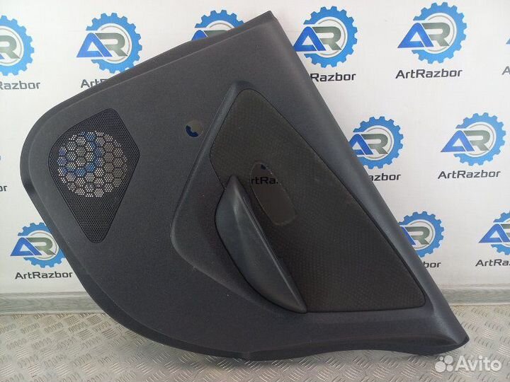 Обшивка двери задней правой Nissan Almera G15 1.6