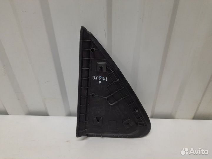 Накладка заднего правого крыла Kia Rio X-Line FB