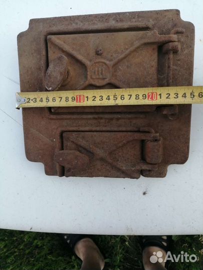 Дверца топочная с потдувалом