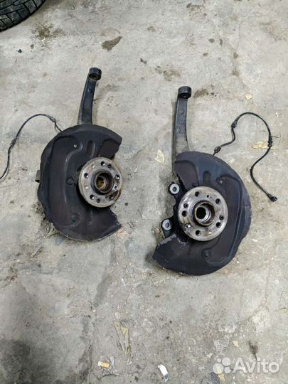 Кулак поворотный правый левый Mercedes W164