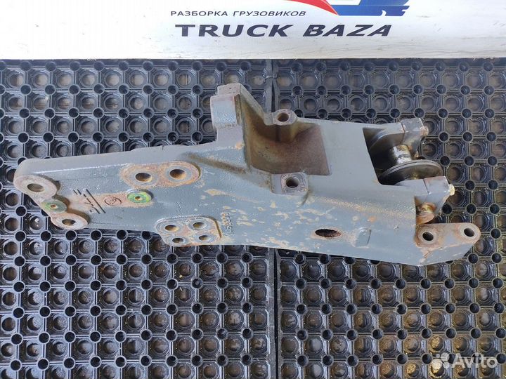 Кронштейн рессоры левый Daf XF105