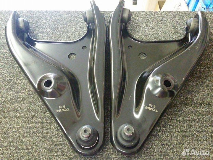 Рычаг передний Рено Логан 2 Сандеро 2 Лада Ларгус