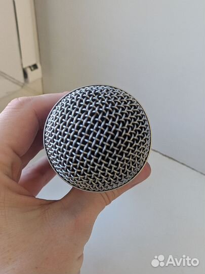 Микрофон Shure sm58