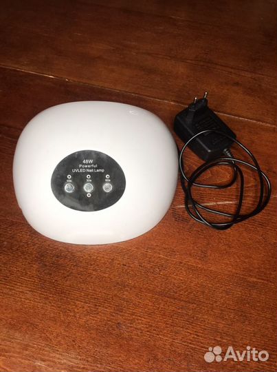 Лампа для ногтей