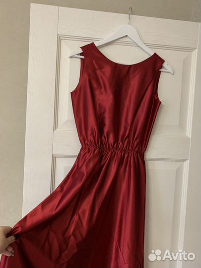 Платье вечернее