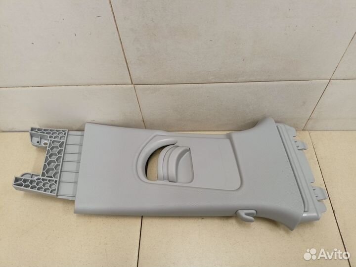 Обшивка стойки A1 2010