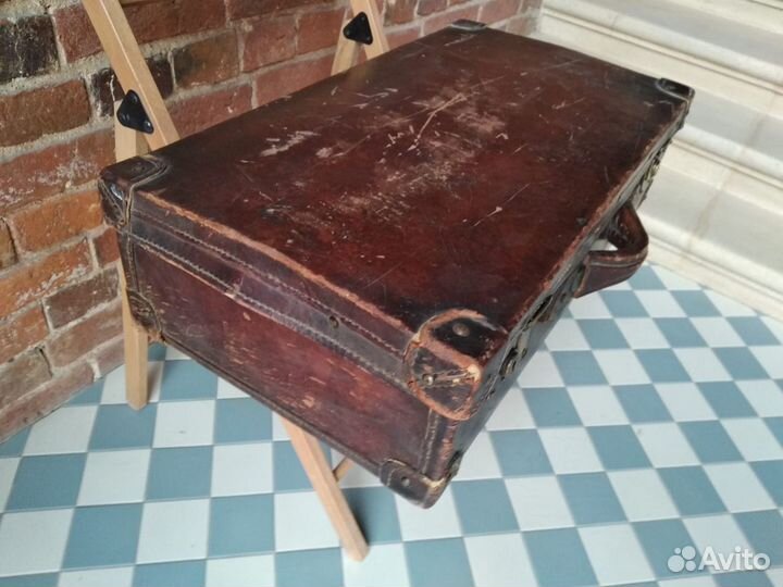 Американский кожаный старинный чемодан 40-50х