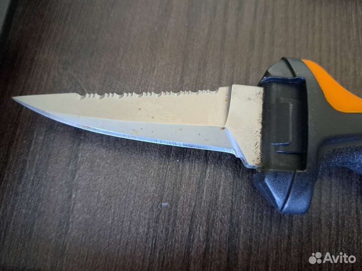 Нож Mares для подводной охоты и дайвинга