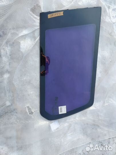 Стекло pajero sport