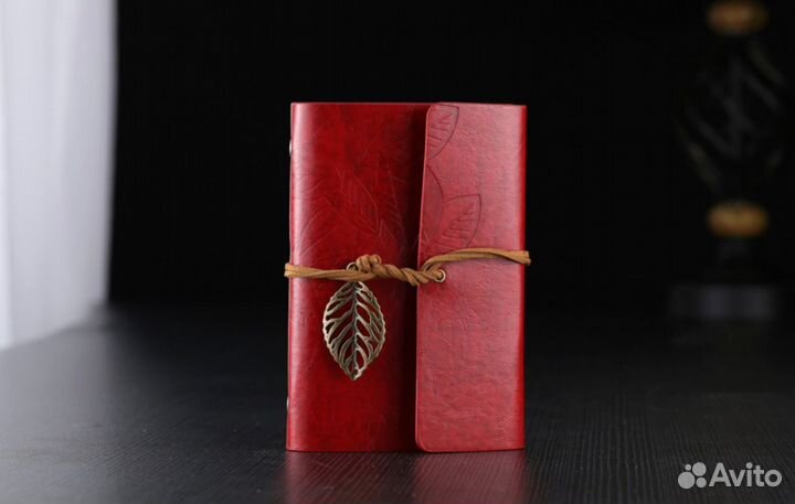 Блокнот ежедневник в кожаной обложке