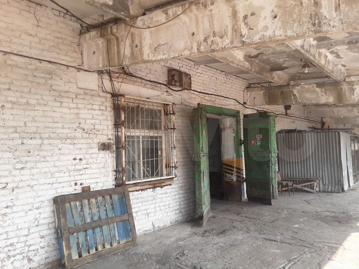 Склад капитальный, не отапливаемый, 1003 м²