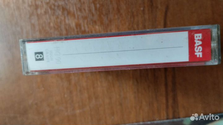 Видеокассету Basf mini продаю