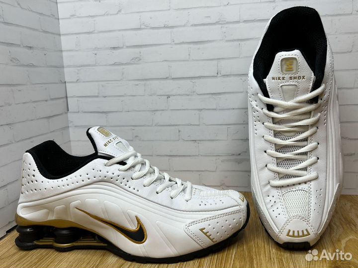 Кроссовки nike shox r4