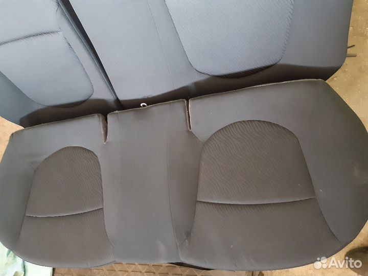 Сиденье заднее Hyundai Solaris 2013