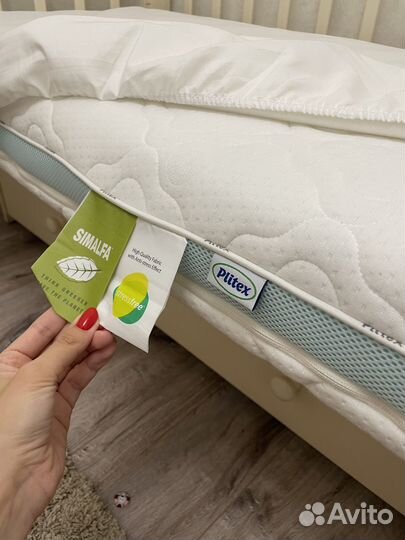 Детская кровать с матрасом