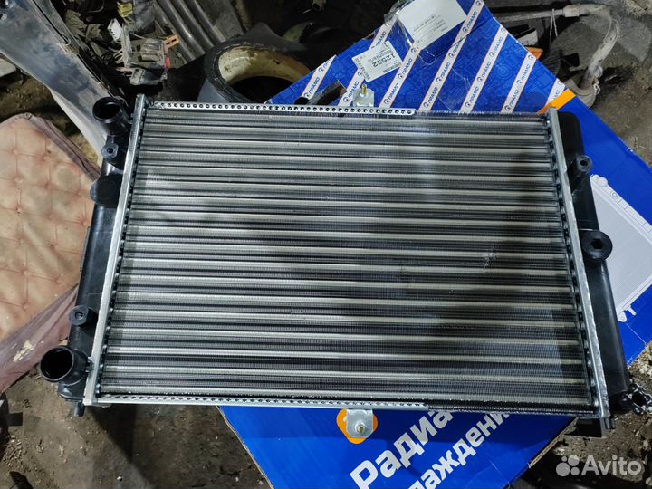 Радиатор ваз 2109- 2114 Новый