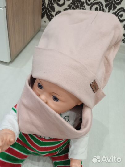 Шапки зимние и осенние для девочки