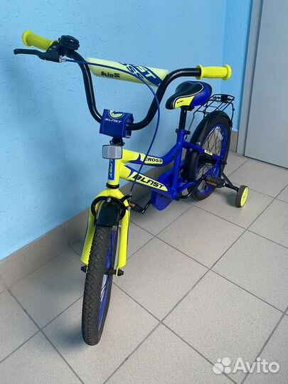 Детский велосипед 16