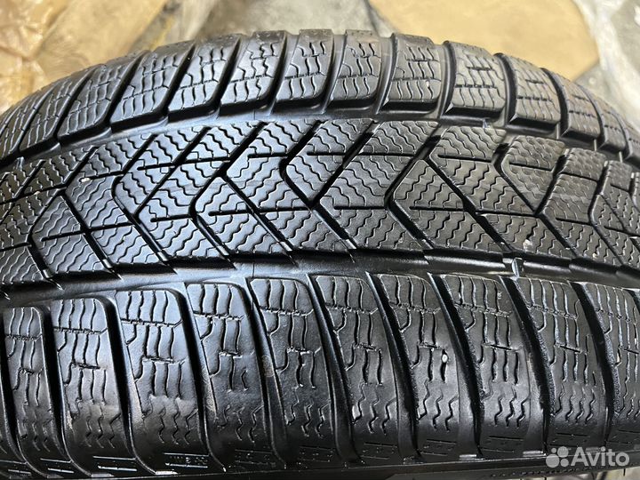 Pirelli Scorpion Winter 245/45 R18