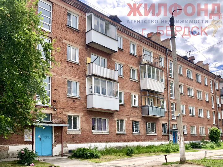 2-к. квартира, 42 м², 1/4 эт.