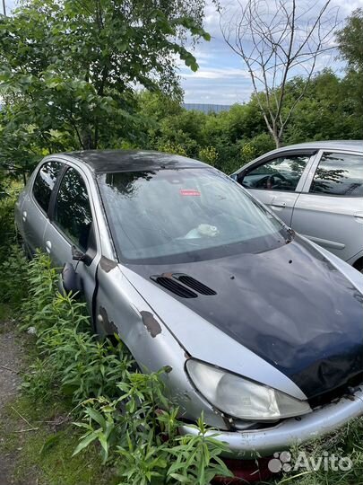 Peugeot 206 1.4 МТ, 2002, 200 000 км